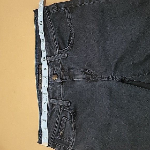 Joe's Jeans, Size 29. Chelsea Fit, Dark Wash, Excellent Used Condition - Picture 2 of 11